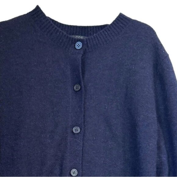 COS Alpaca Wool Back Pleat Cardigan Sweater Knit Button Cozy Minimalist Navy S - Picture 11 of 15